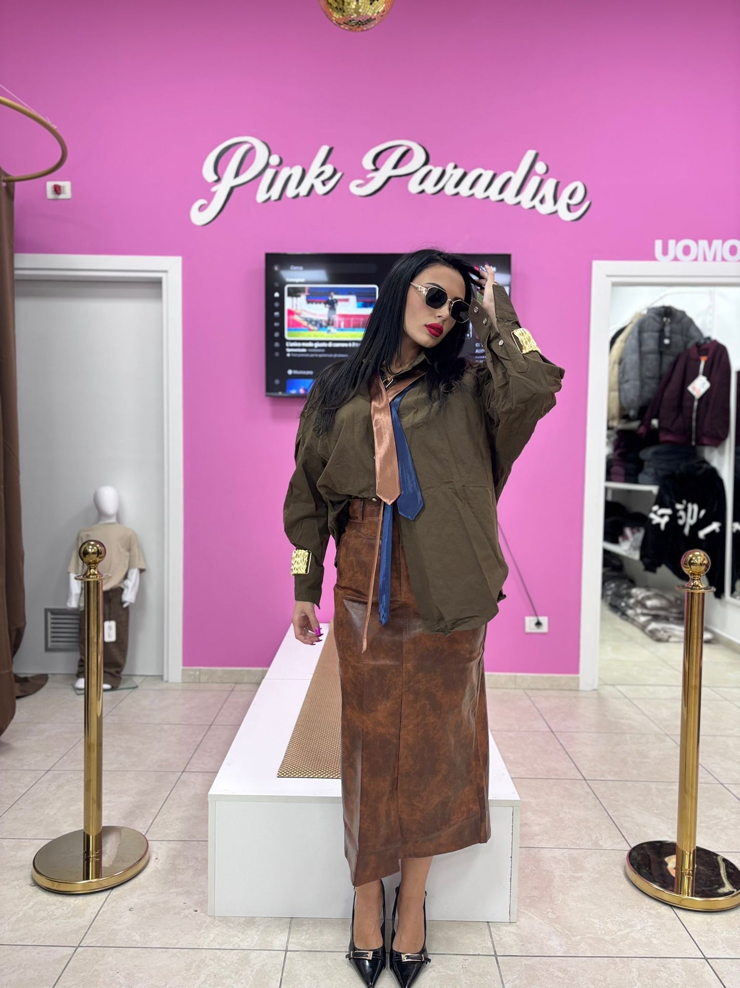 Gonna a tubino in ecopelle marrone