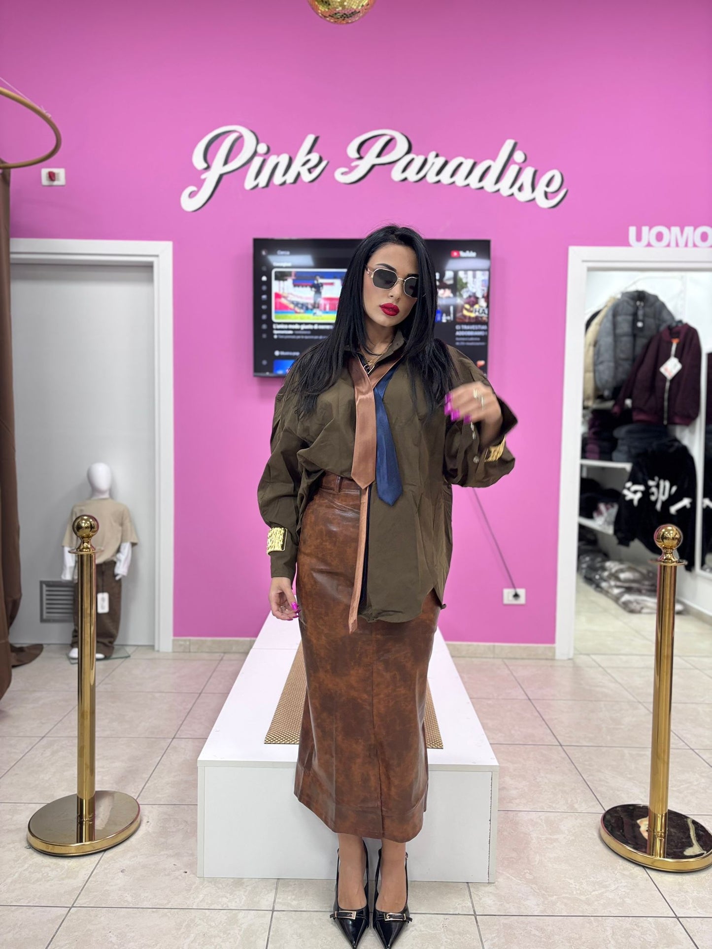 Gonna a tubino in ecopelle marrone